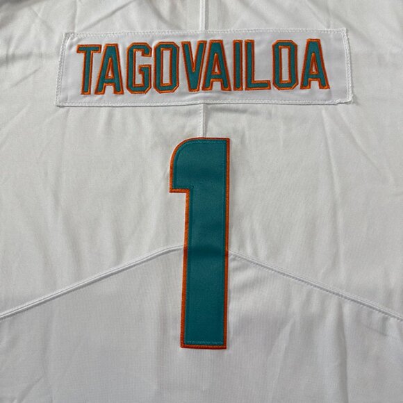 Geo Print Button Front Shirt - Picture 5 of 8